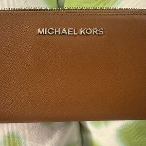 Michael Kors Tan Leather Wallet-good condition